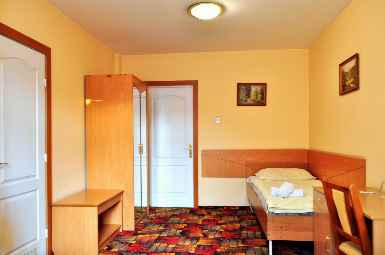 Bed and Breakfast Bristol Economy à Bytom Extérieur photo